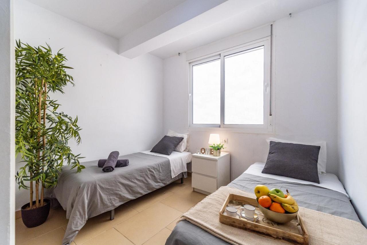 Fuengirola Paseo Maritimo Deluxe Apartment By The Beach Buitenkant foto