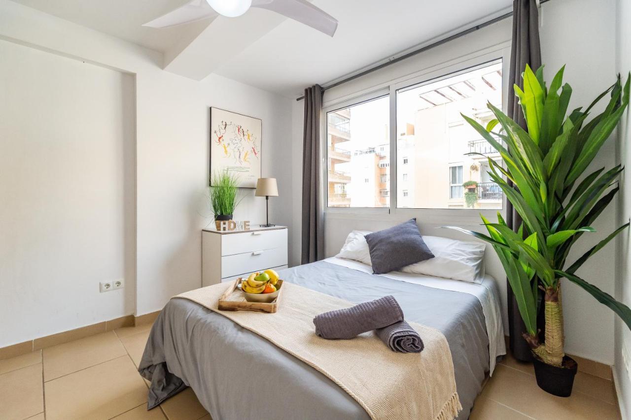 Fuengirola Paseo Maritimo Deluxe Apartment By The Beach Buitenkant foto