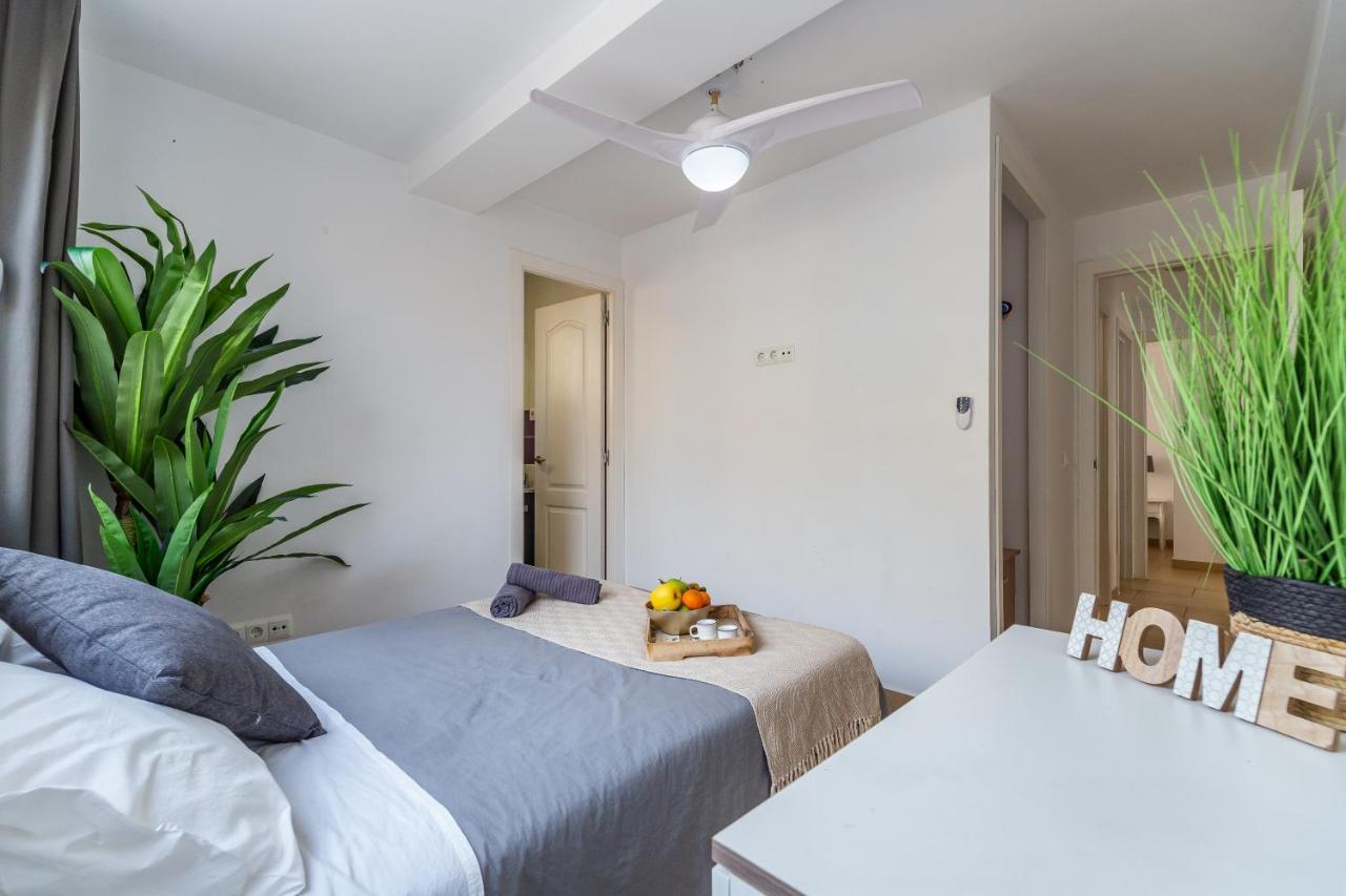 Fuengirola Paseo Maritimo Deluxe Apartment By The Beach Buitenkant foto