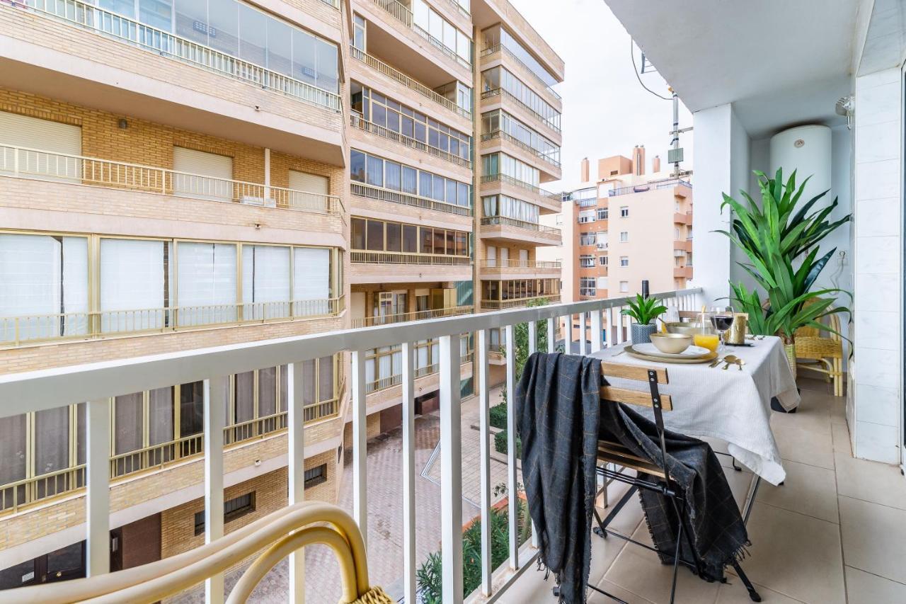 Fuengirola Paseo Maritimo Deluxe Apartment By The Beach Buitenkant foto